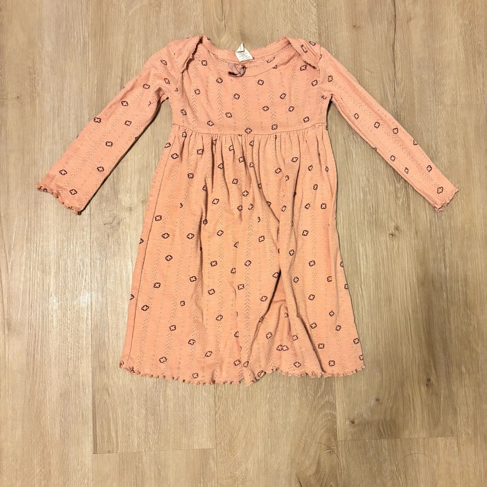 Kate Quinn fleur dress
